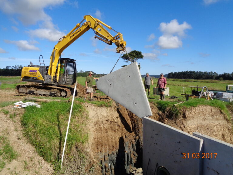 Wade Concrete Flood Gate (2)